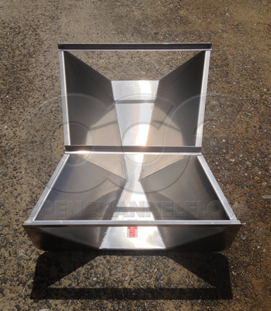 plan view of stainless steel 6-inch Trapezoidal Cutthroat flume