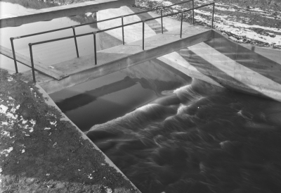 large parshall flume