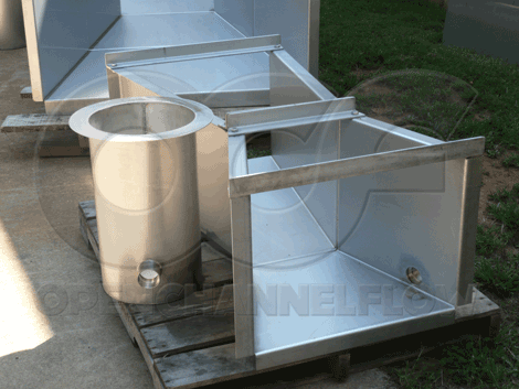 Cutthroat Flume with stilling well