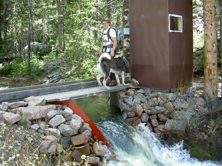 Properly sized H flume 